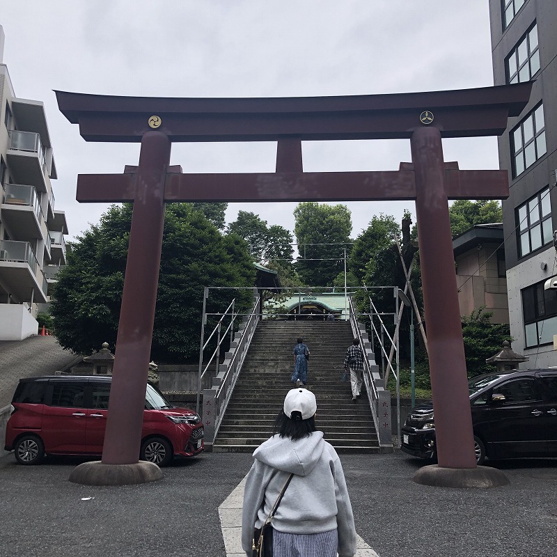 白金氷川神社、鳥居