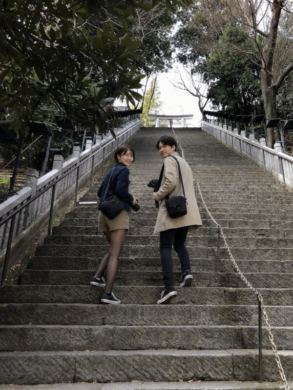 チーコと蒼井、愛宕神社_出世の階段