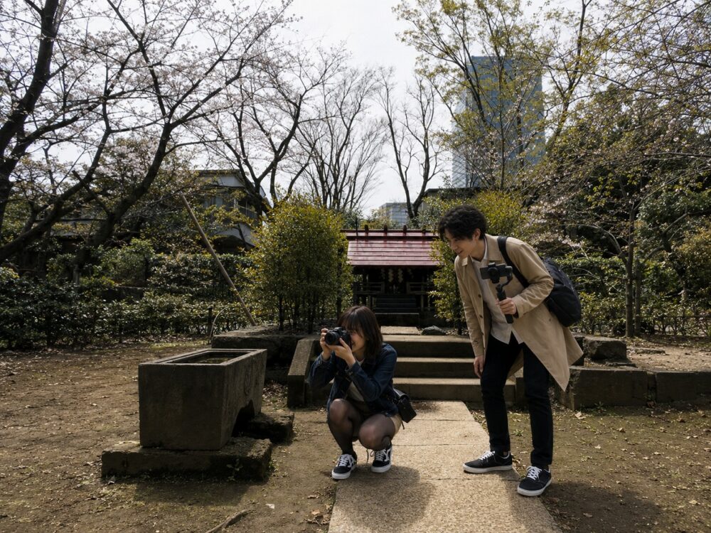 チーコと蒼井坂坂氷川神社末社前(別時期)