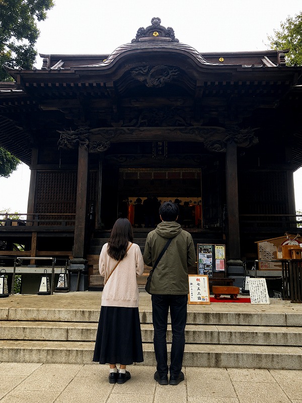 戸越八幡神社、拝殿前、佐久間とやよい